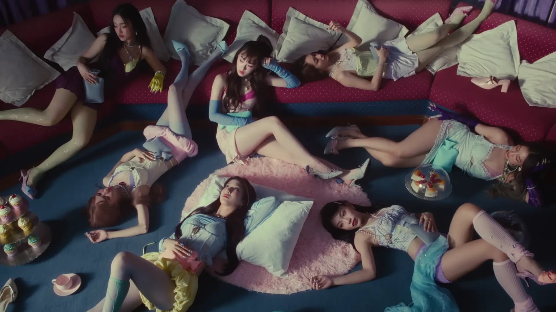 4EVE จากค่าย XOXO Entertainment ปล่อยซิงเกิลใหม่ “Too Perfect For You (สวย เริ่ด เชิด)”