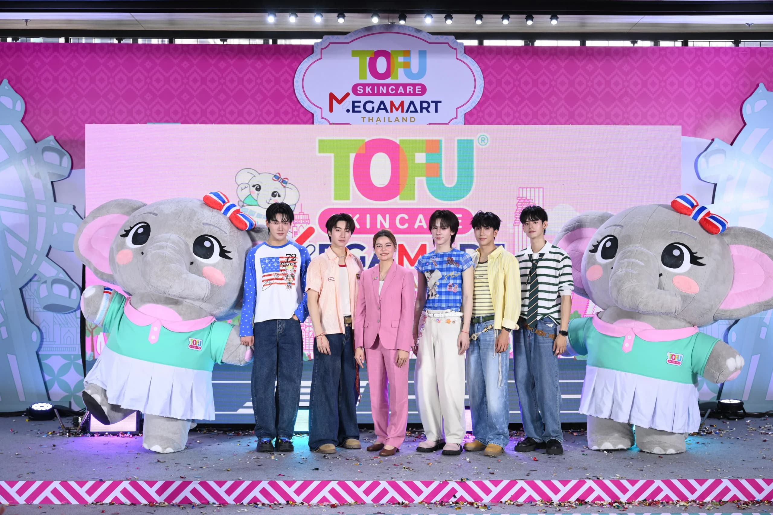 ‘โทฟู สกินแคร์’ เปิดตัว ‘Tofu Skincare Megamart Thailand’ แลนด์มาร์กช้อปปิ้งแห่งใหม่ ขนทัพซุปตาร์ตัวท็อป “เก้า นพเก้า” พร้อมโชว์สุดพิเศษจาก PERSES