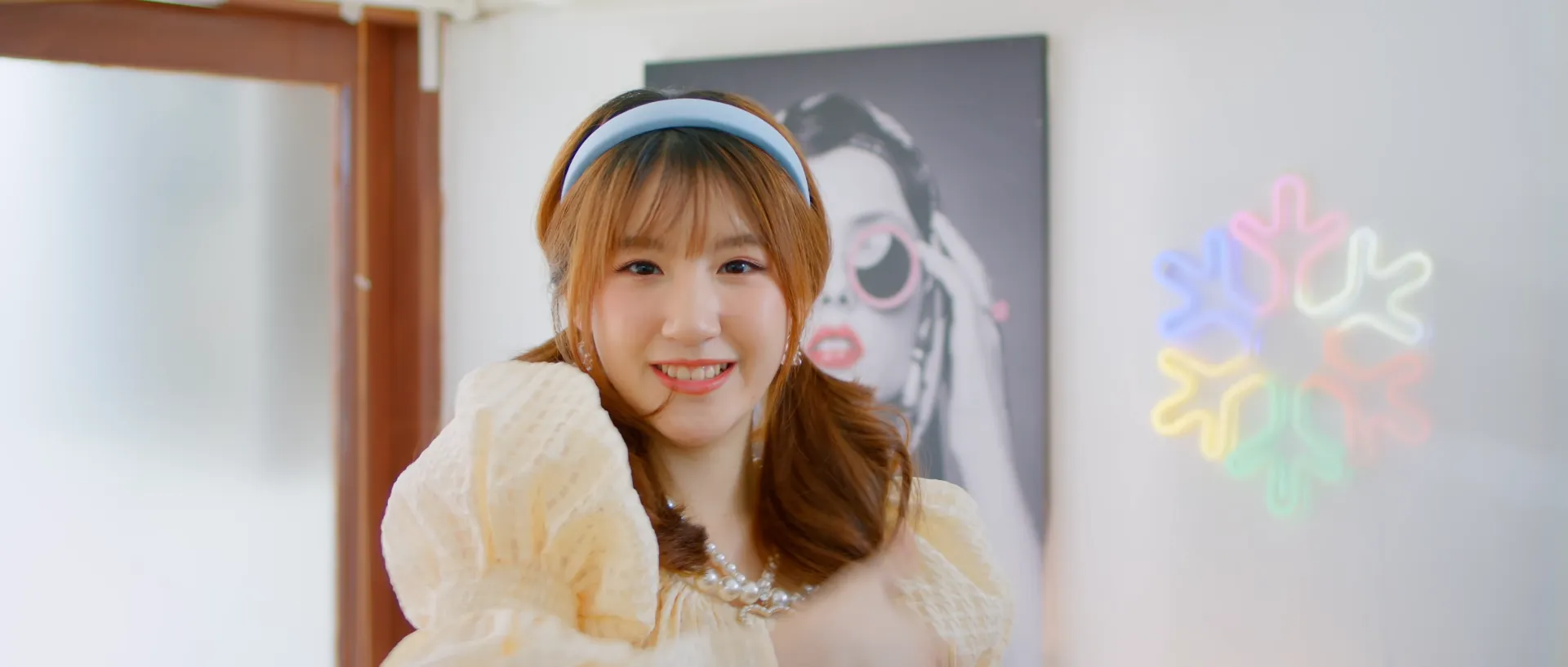 【MV Full】ลา ลา รัก OST. The Cheese Sisters Champoo Kodchaporn 3 25 screenshot w