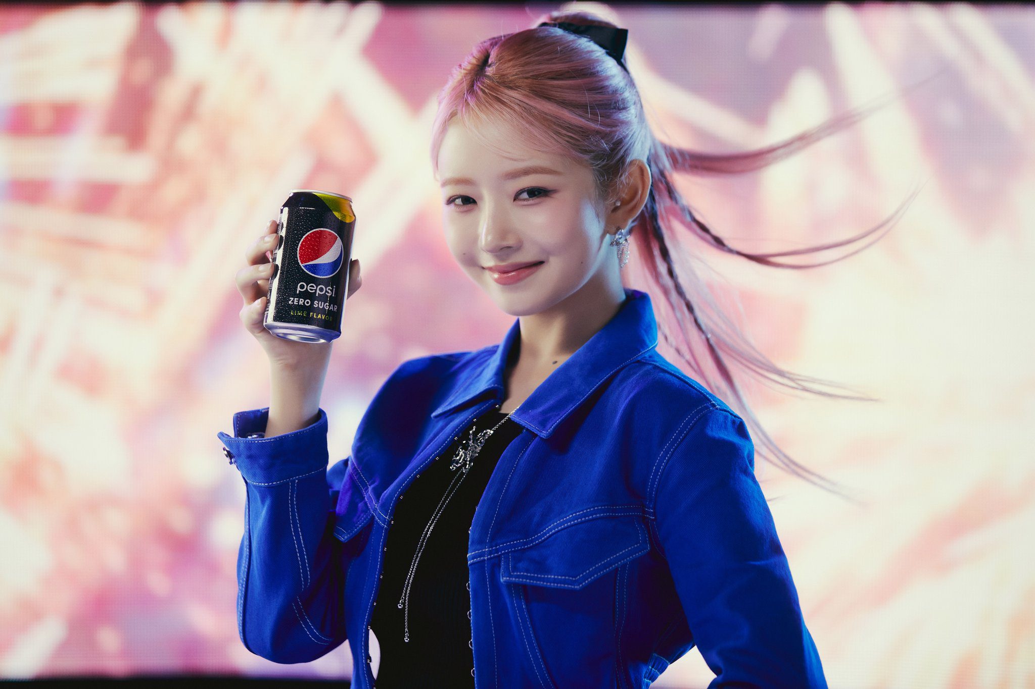 IVE เปิดตัวเพลงใหม่ "I Want" ร่วมกับ Pepsi ล่าสุดเผยเบื้องหลังในกองถ่าย MV ที่สนุกสนาน 3 rx7tcp1lc7tqAHO4hzRNn o